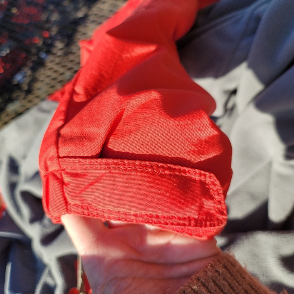 Eddie Bauer red winter jacket, size Medium - Picture 7 of 11